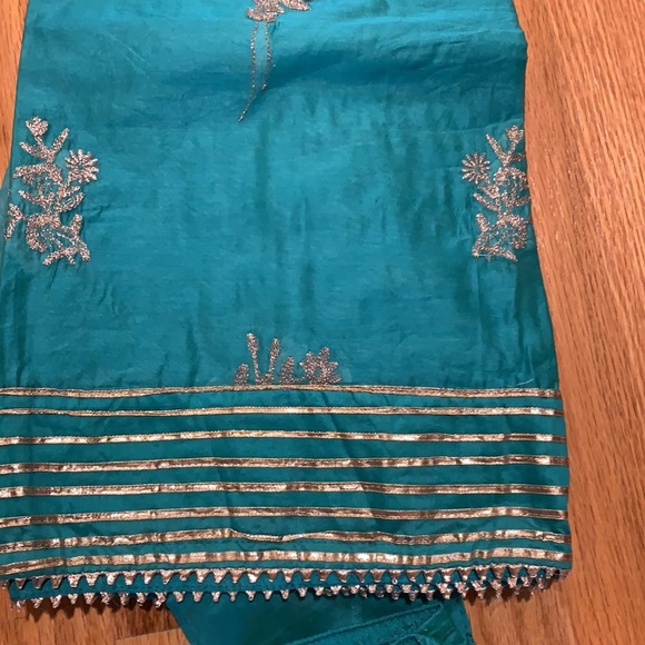 Indian / Pakistani Pallazo/sharara suit - Picture 8 of 8